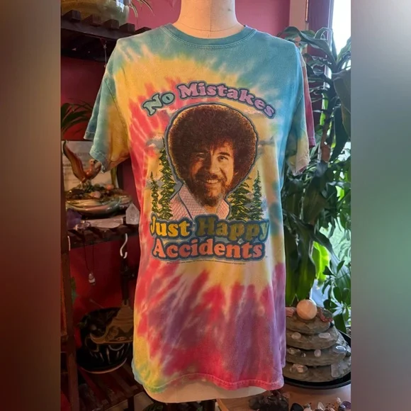 Unisex Tie-Dye Graphic T-Shirt - hand crafted - Picture 1 of 7